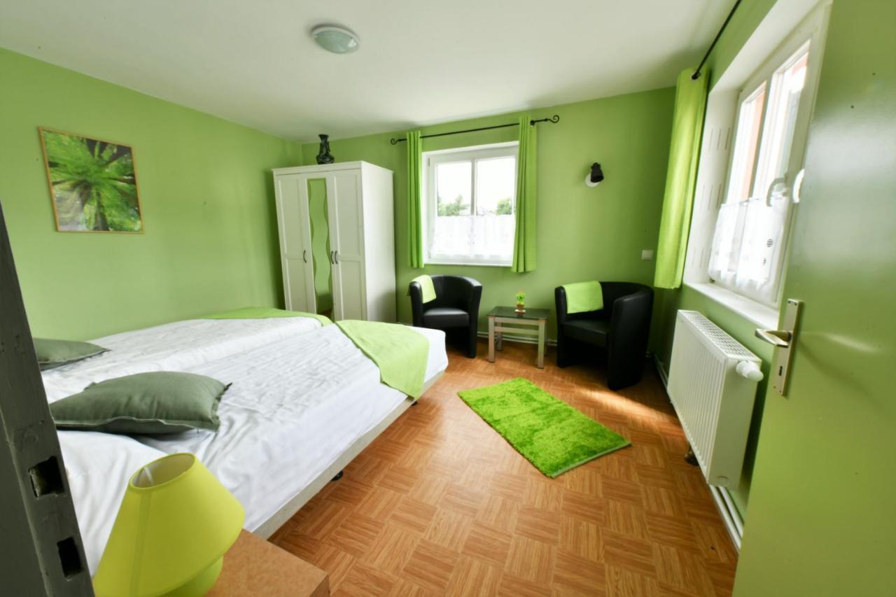 Um Die Ecke Daire Manderscheid Dış mekan fotoğraf