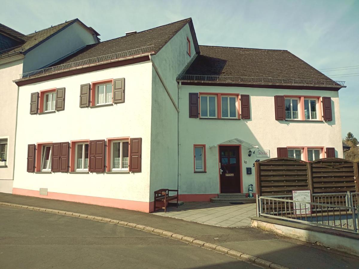 Um Die Ecke Daire Manderscheid Dış mekan fotoğraf